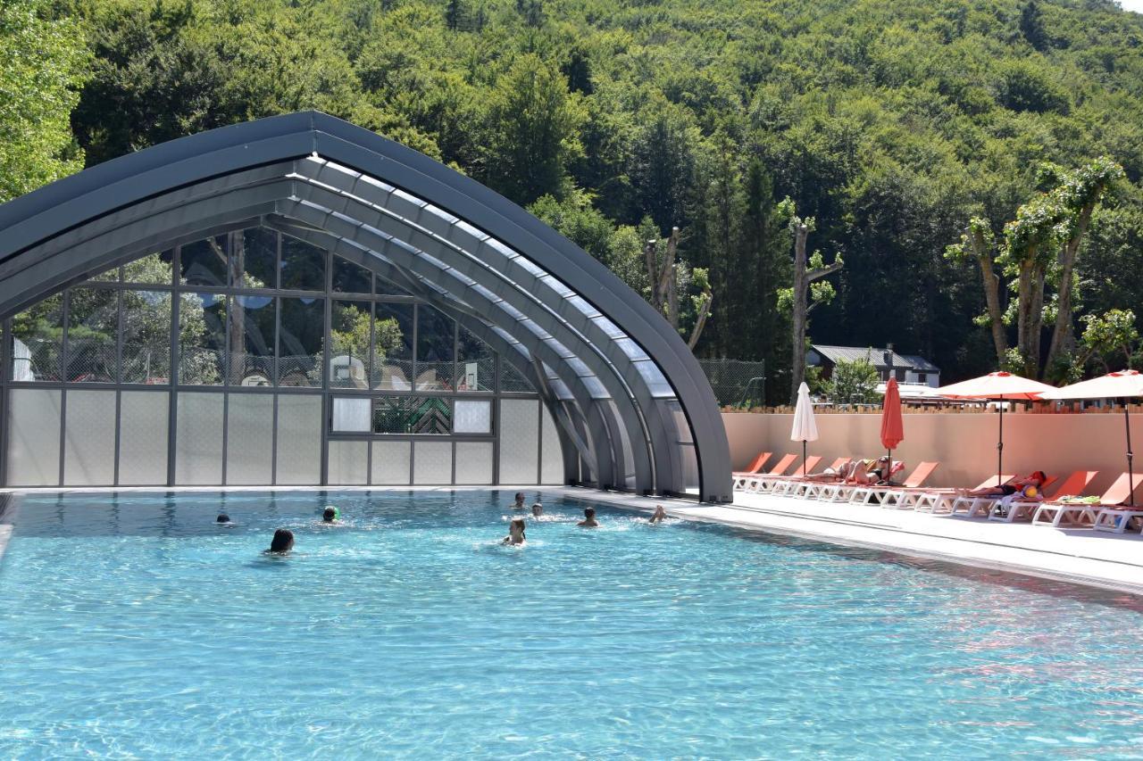 Cabane Lodge Domaine Du Lac Chambon Мурол Екстериор снимка