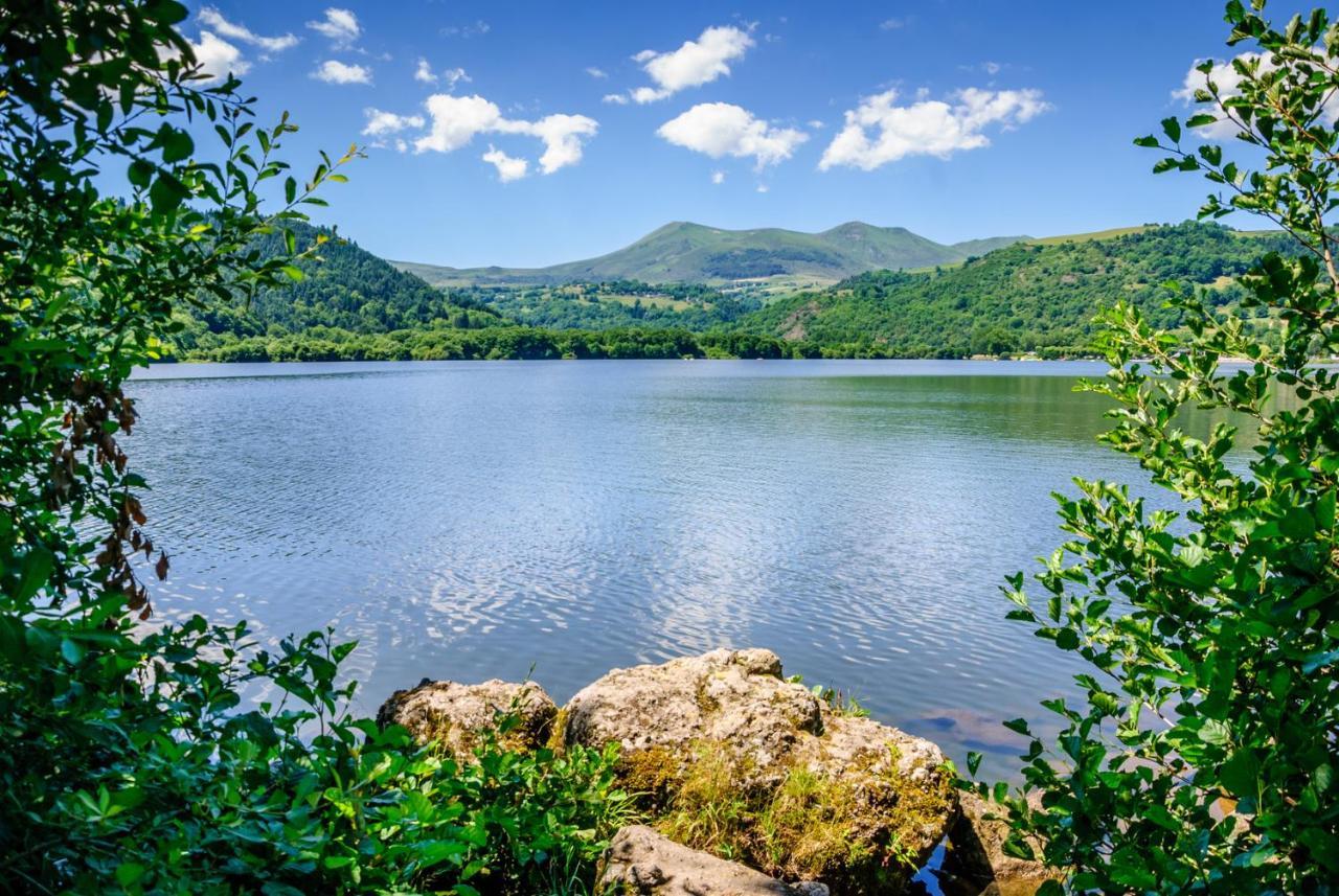 Cabane Lodge Domaine Du Lac Chambon Мурол Екстериор снимка